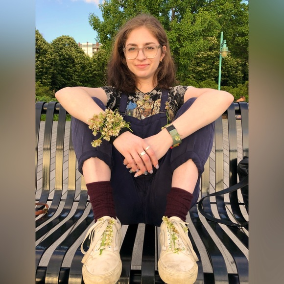 Meet your Posher, Emma - Picture 1 of 1